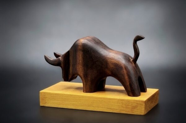 Taureau Têtu sculpté